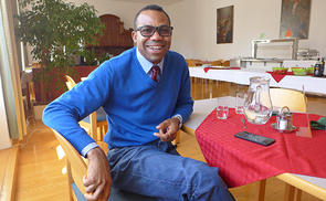 Paulinus Anaedu aus Hartkirchen wurde von afrikanischen Priestern als ihr Vertreter in den Priesterrat gewählt.